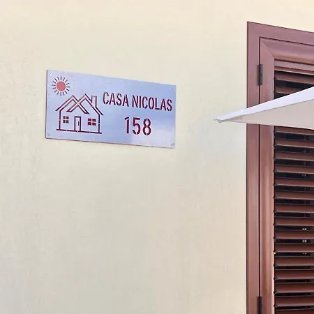Casa Nicolas 158 By Salentoaffitti Neviano